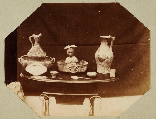 Martwa natura na stoliku. 